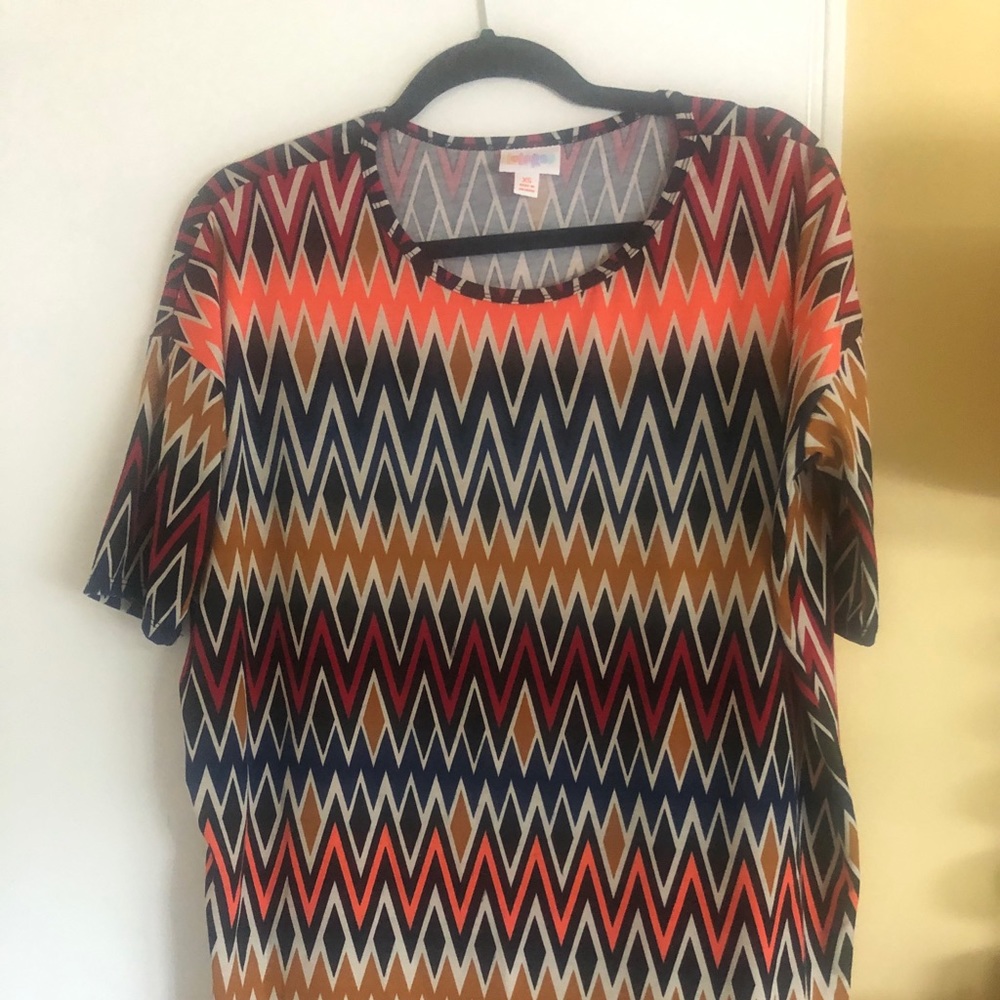 LuLaRoe Irma top size XS